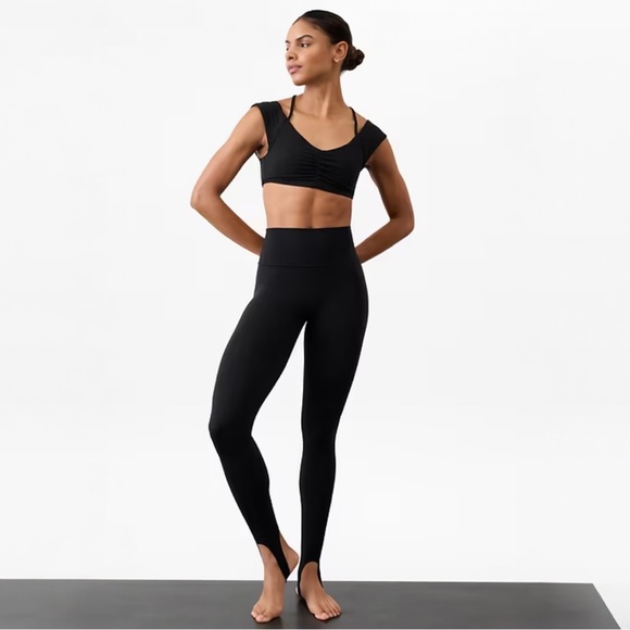Athleta Pants - NWT Athleta Transcend High Rise Stirrup Legging